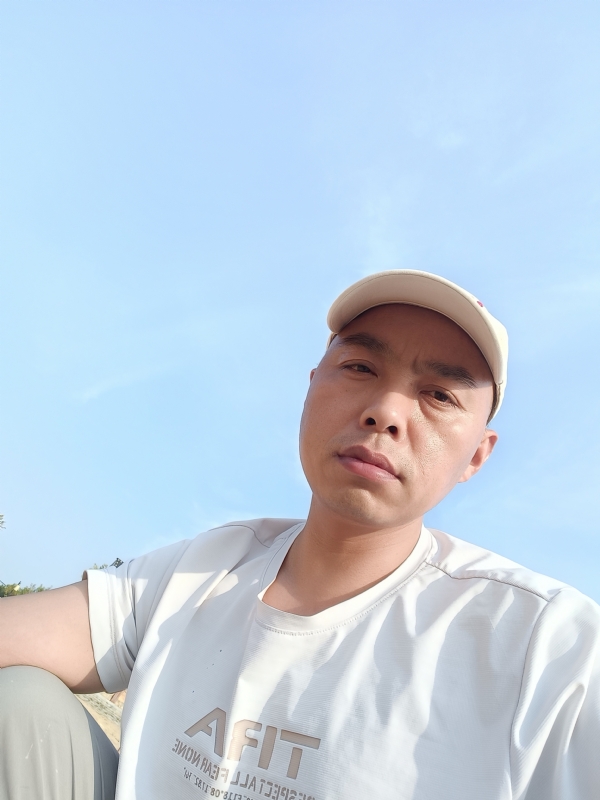 哥哥的第一张照片--永春交友网